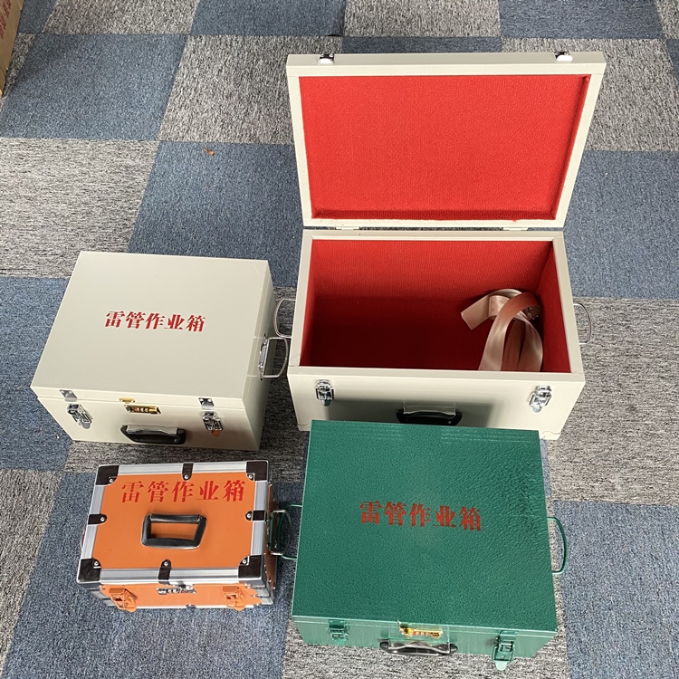 龙泉驿爆破工程作业箱如何选择？玻璃钢与传统材质的全面对比